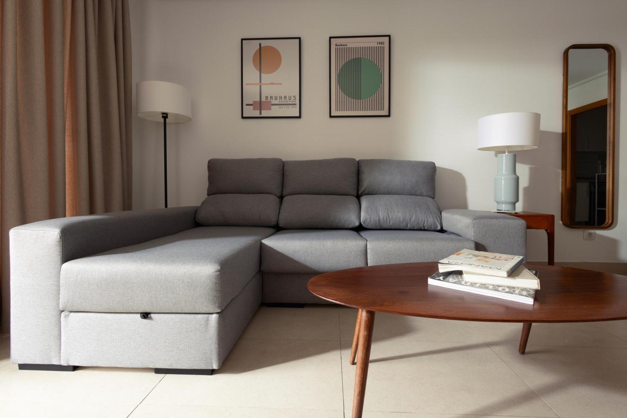 Apartment White *